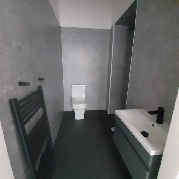 20200615 170444 600x600