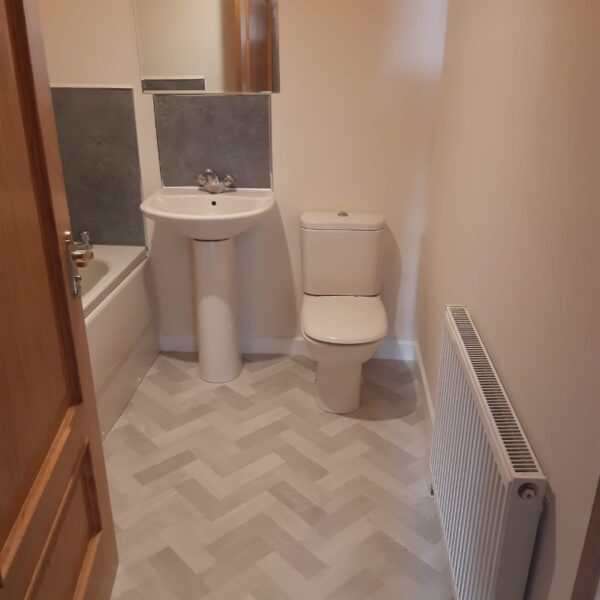 WhatsApp Image 2025 12 17 at 21 35 25 2 600x600